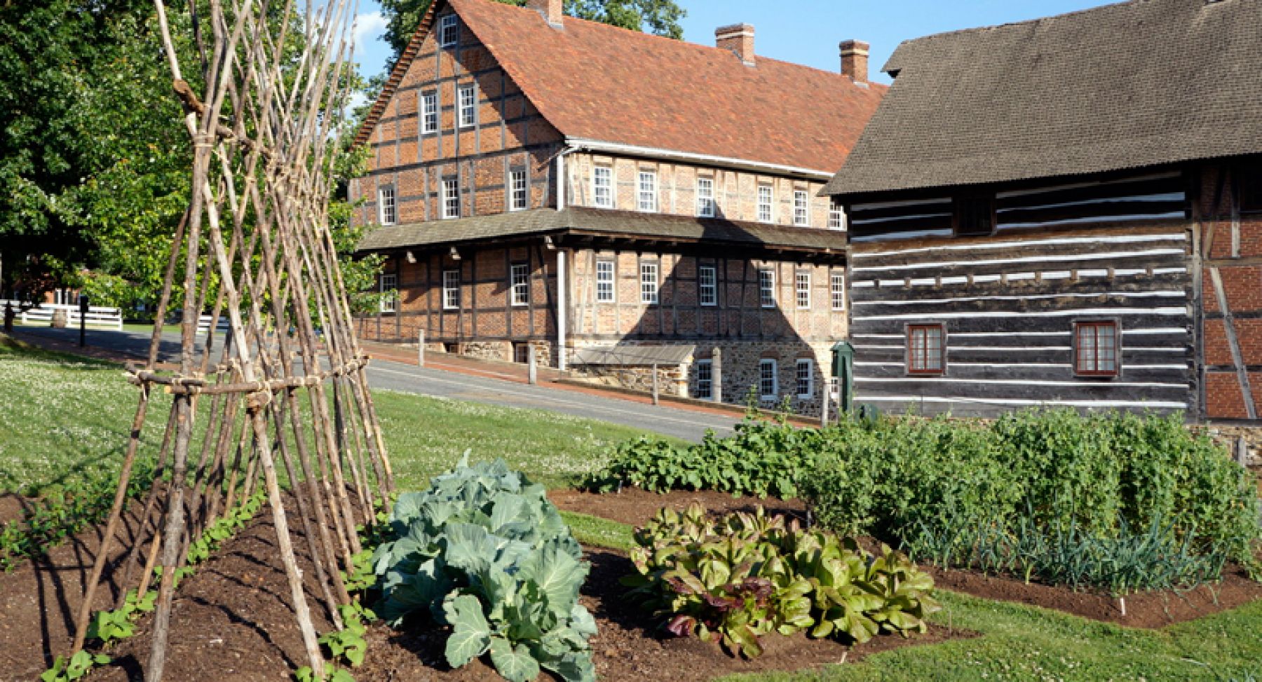 Beyond the Guidebook Insider Tips for Old Salem Museums & Gardens